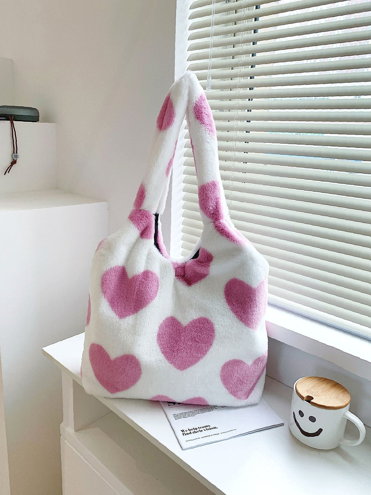 Futurecen - Heart Graphic Fluffy Tote Bag  - Women Tote Bags