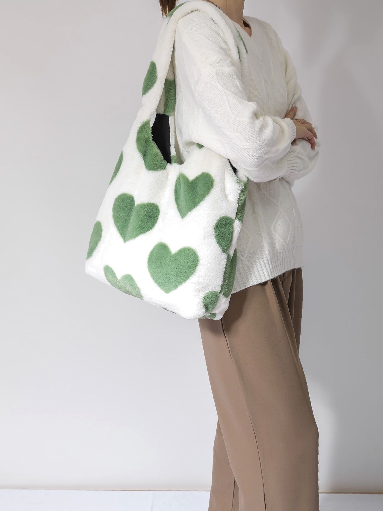 Futurecen - Heart Graphic Fluffy Tote Bag  - Women Tote Bags