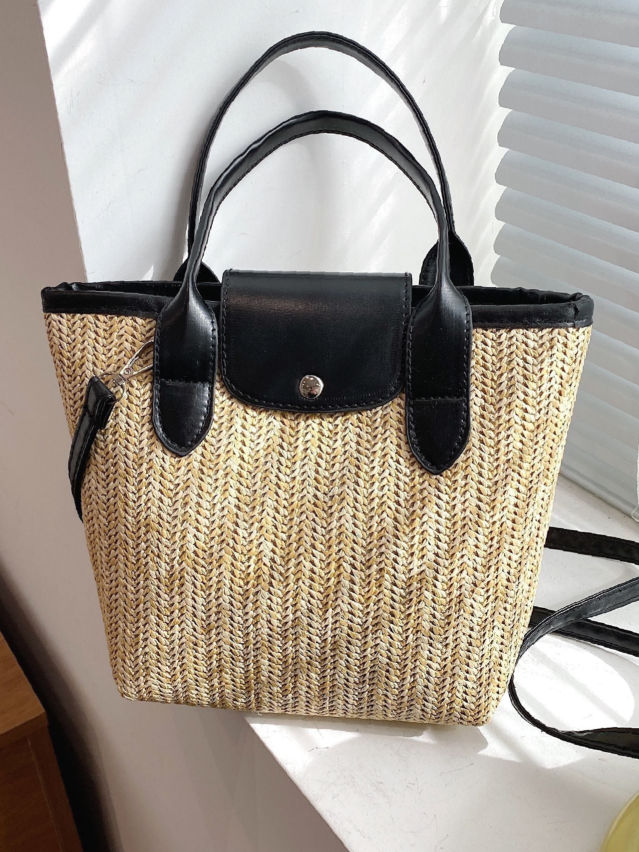 Futurecen - Contrast Binding Snap Button Straw Bag  - Women Tote Bags