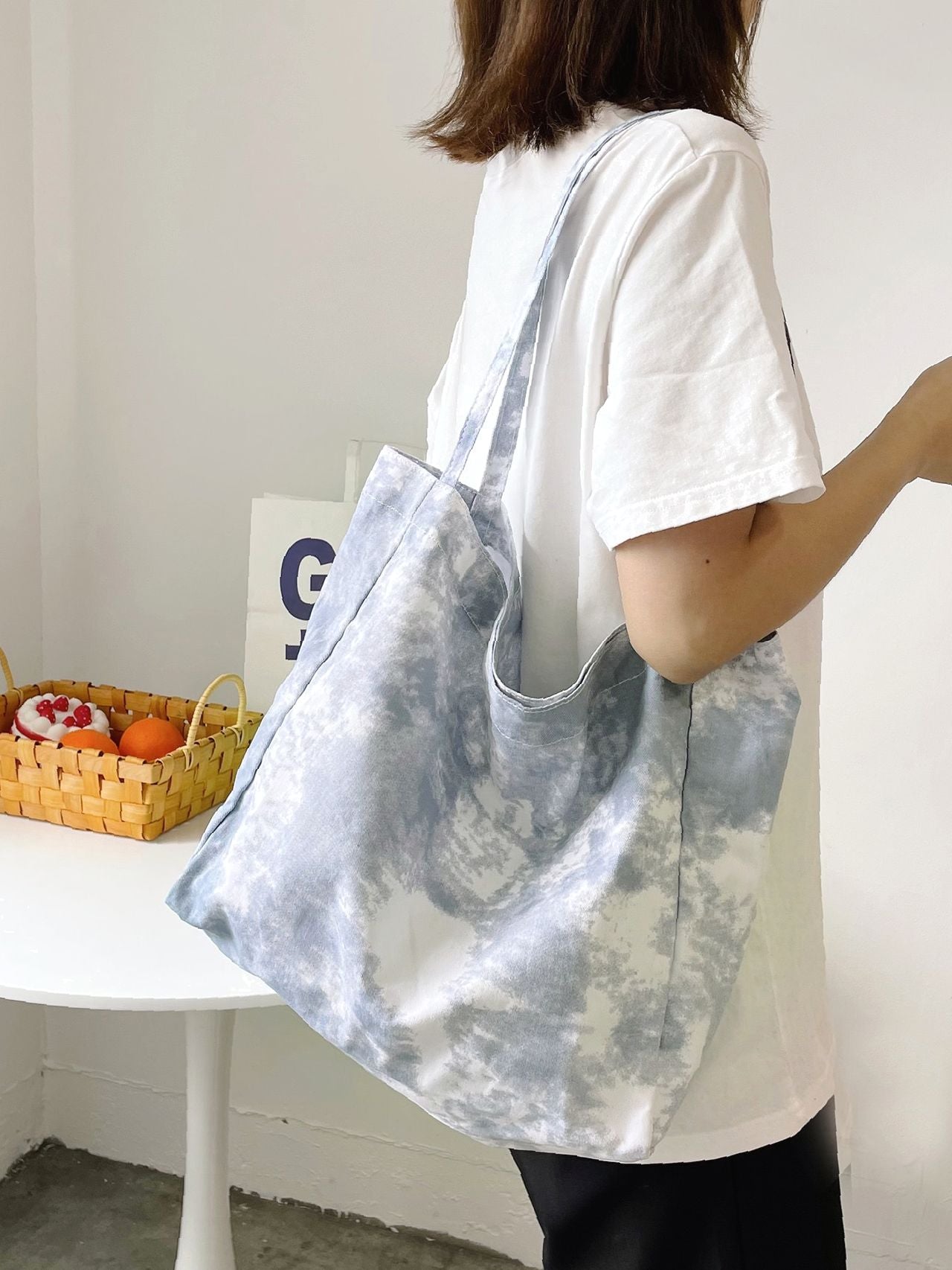 Futurecen - Tie Dye Pattern Shoulder Tote Bag  - Women Tote Bags