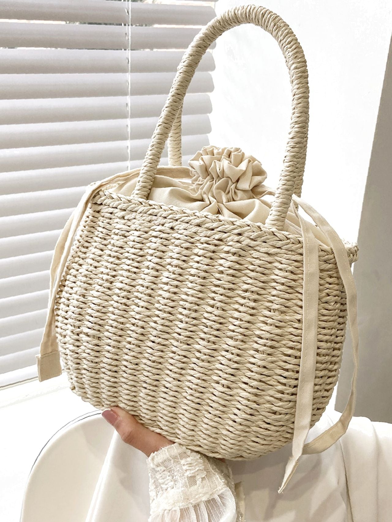 Futurecen - Drawstring Design Straw Bag  - Women Tote Bags