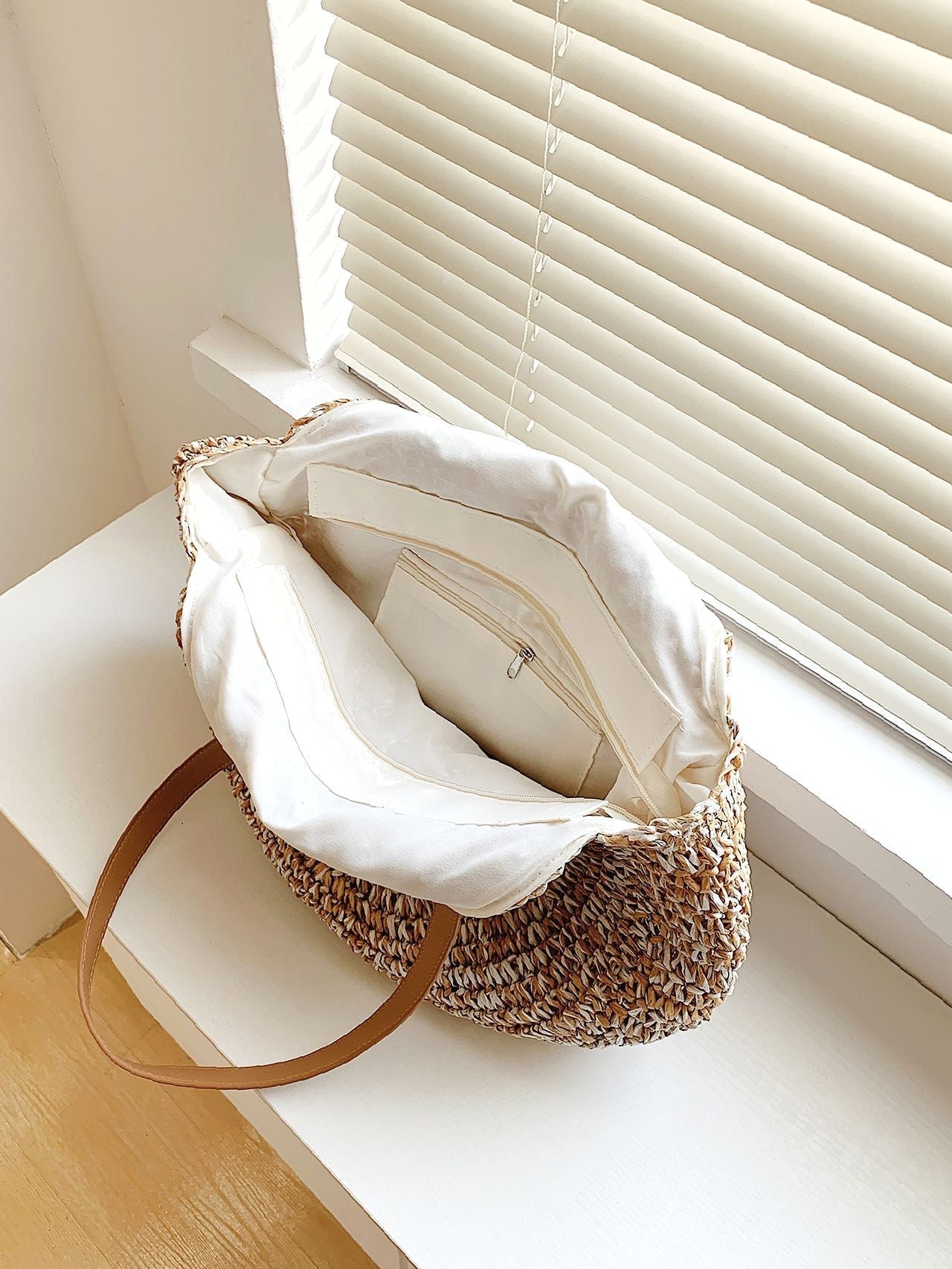 Futurecen - Minimalist Large Capacity Straw Bag  - Women Tote Bags