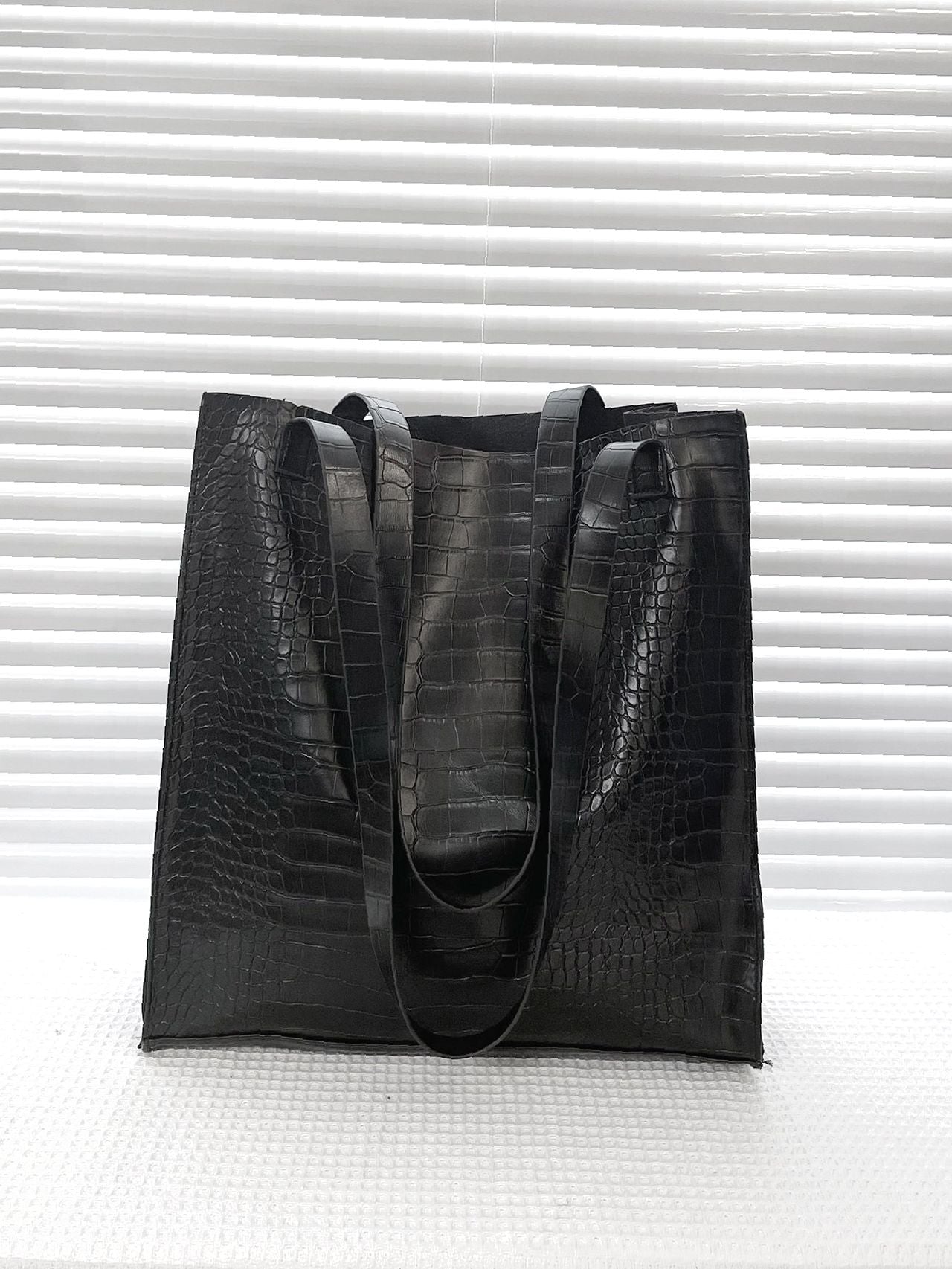 Futurecen - Crocodile Embossed Shoulder Tote Bag  - Women Tote Bags