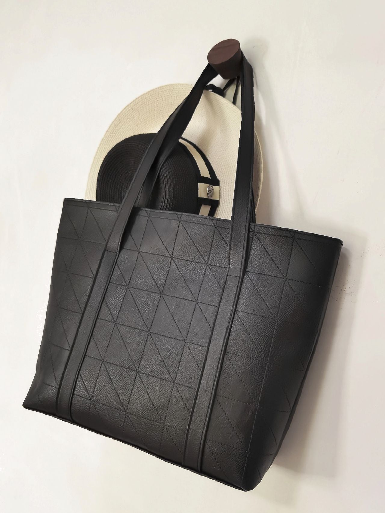 Futurecen - Minimalist Quilted Shoulder Tote Bag  - Women Tote Bags