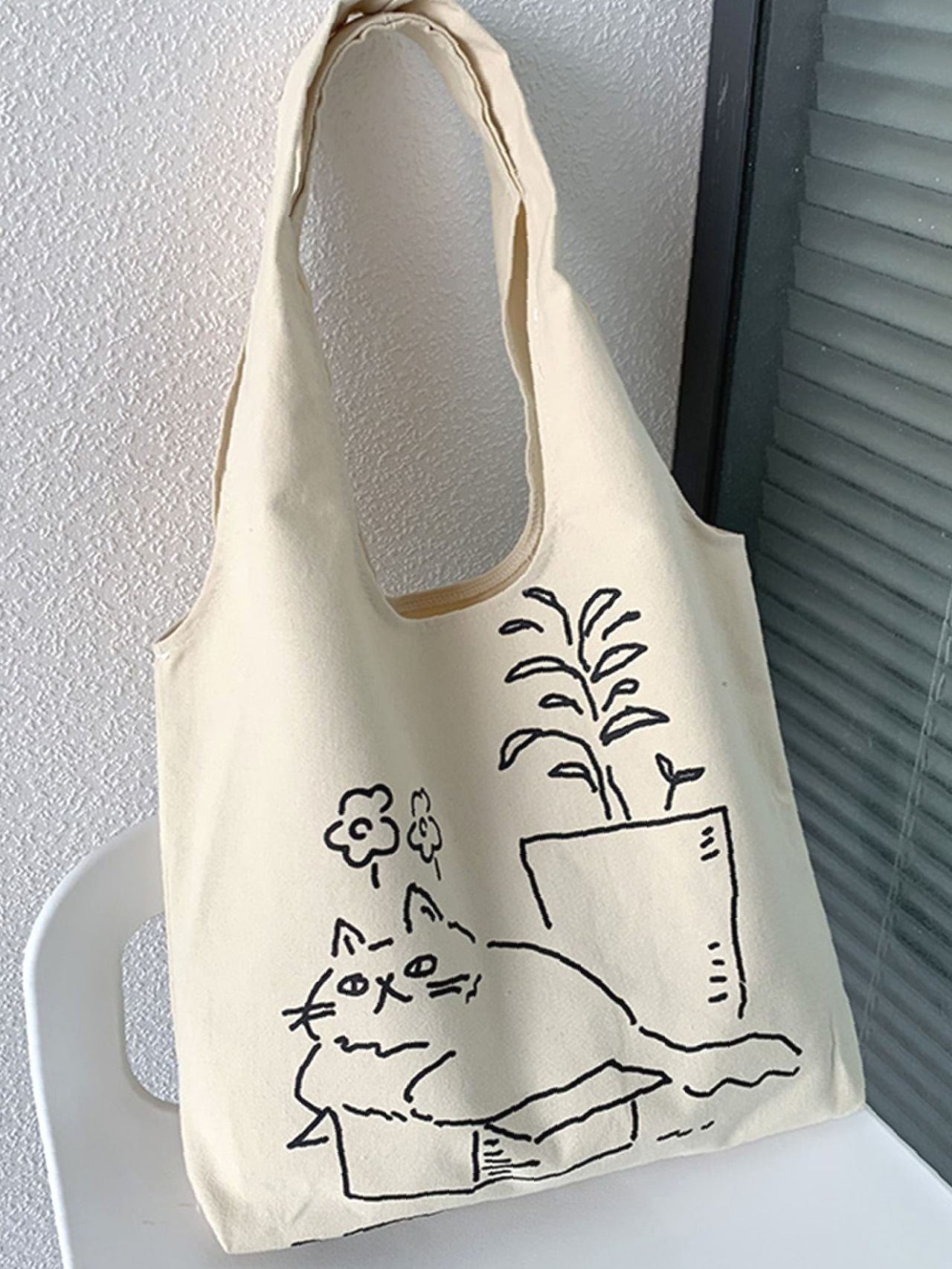 Futurecen - Cartoon Graphic Shopper Bag  - Women Tote Bags