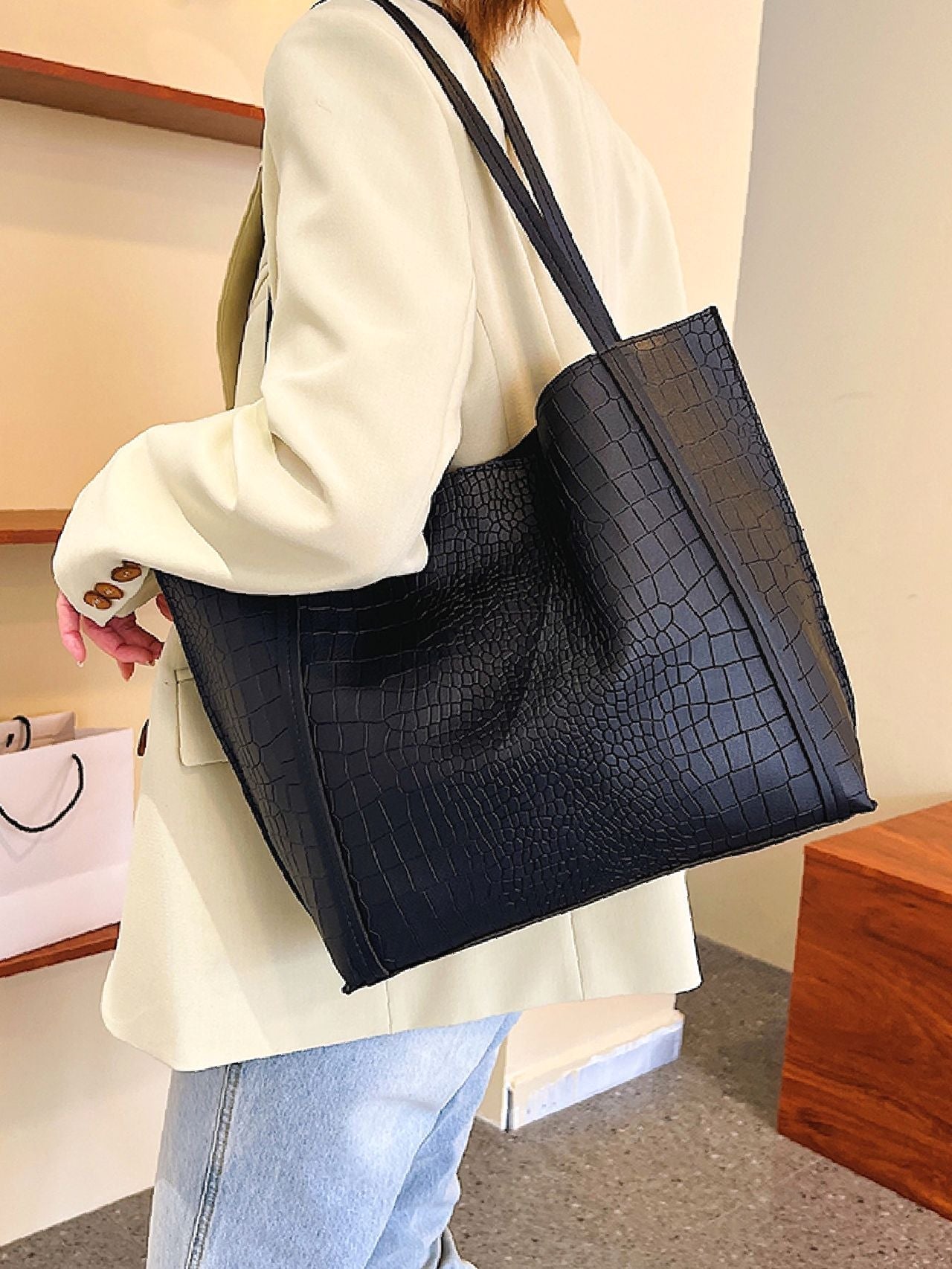 Futurecen - Crocodile Embossed Tote Bag with Inner Pouch  - Women Tote Bags