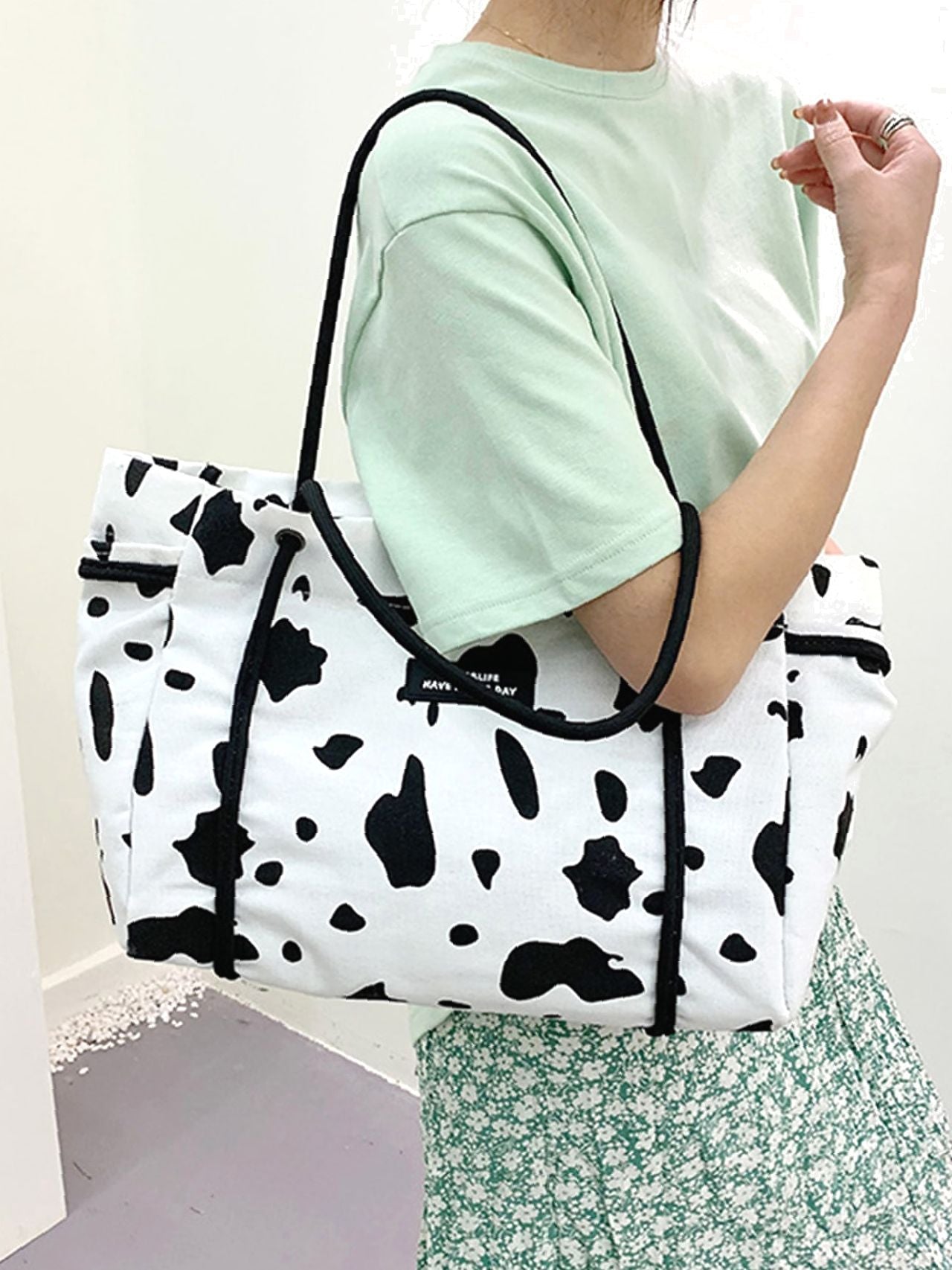 Futurecen - Cow Pattern Letter Patch Shopper Bag  - Women Tote Bags