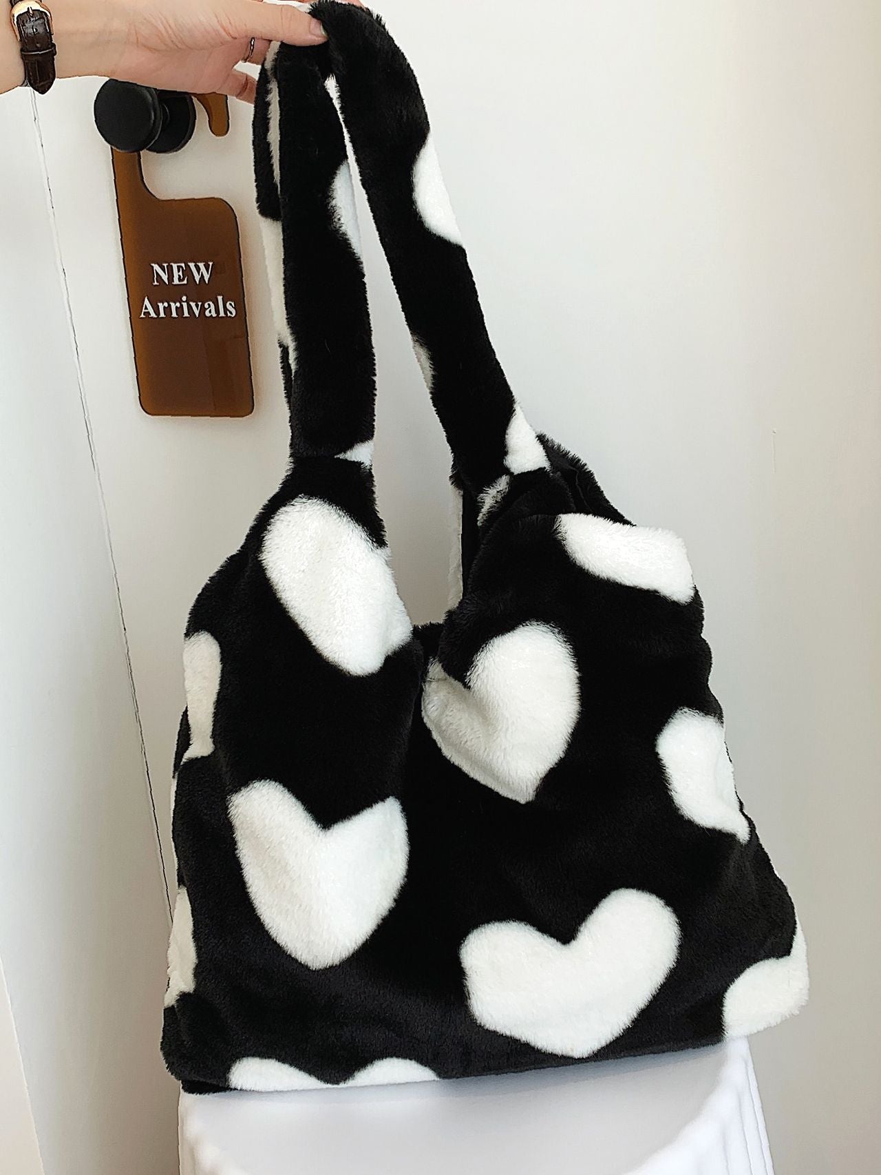 Futurecen - Heart Graphic Fluffy Tote Bag  - Women Tote Bags