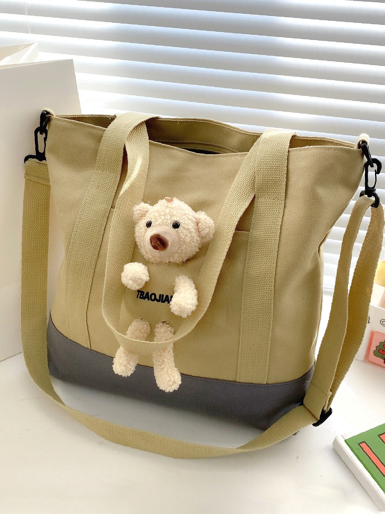 Futurecen - Two Tone Cartoon Bear Decor Shopper Bag  - Women Tote Bags