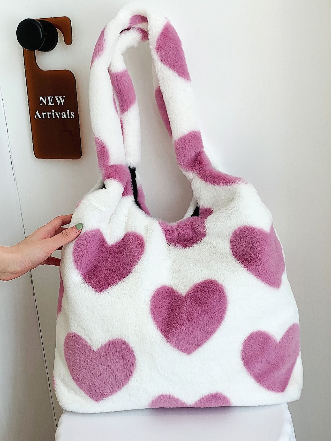 Futurecen - Heart Graphic Fluffy Tote Bag  - Women Tote Bags