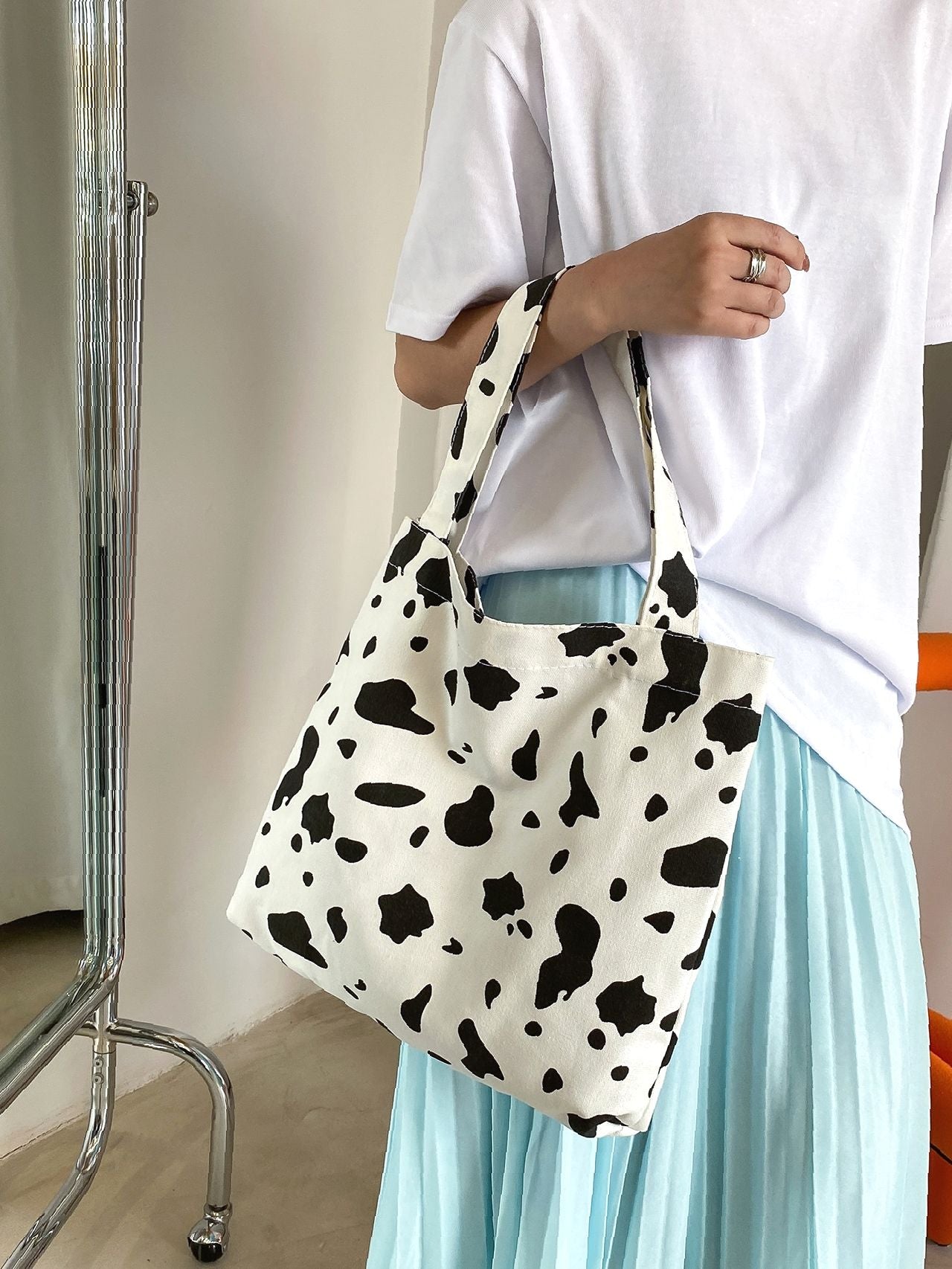 Futurecen - Cow Print Shopper Bag  - Women Tote Bags