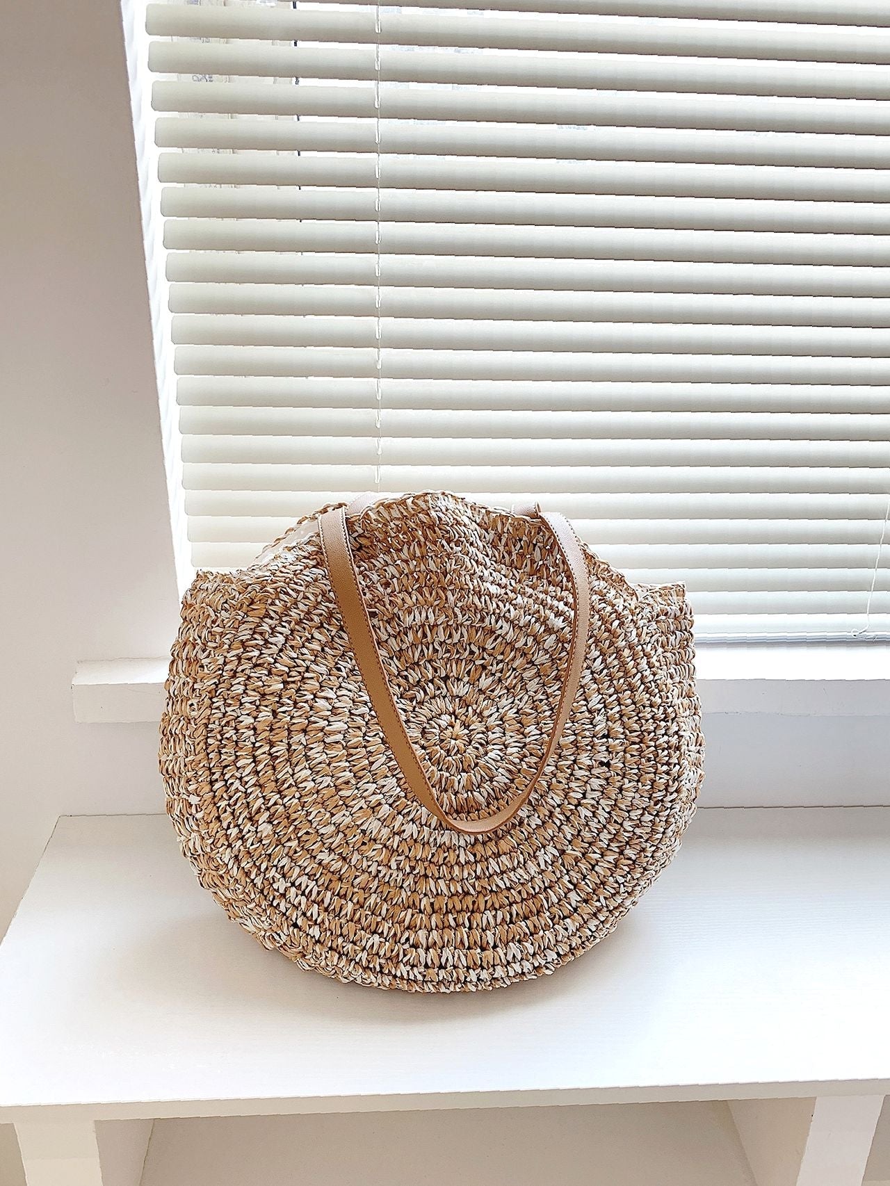 Futurecen - Minimalist Round Straw Bag  - Women Tote Bags