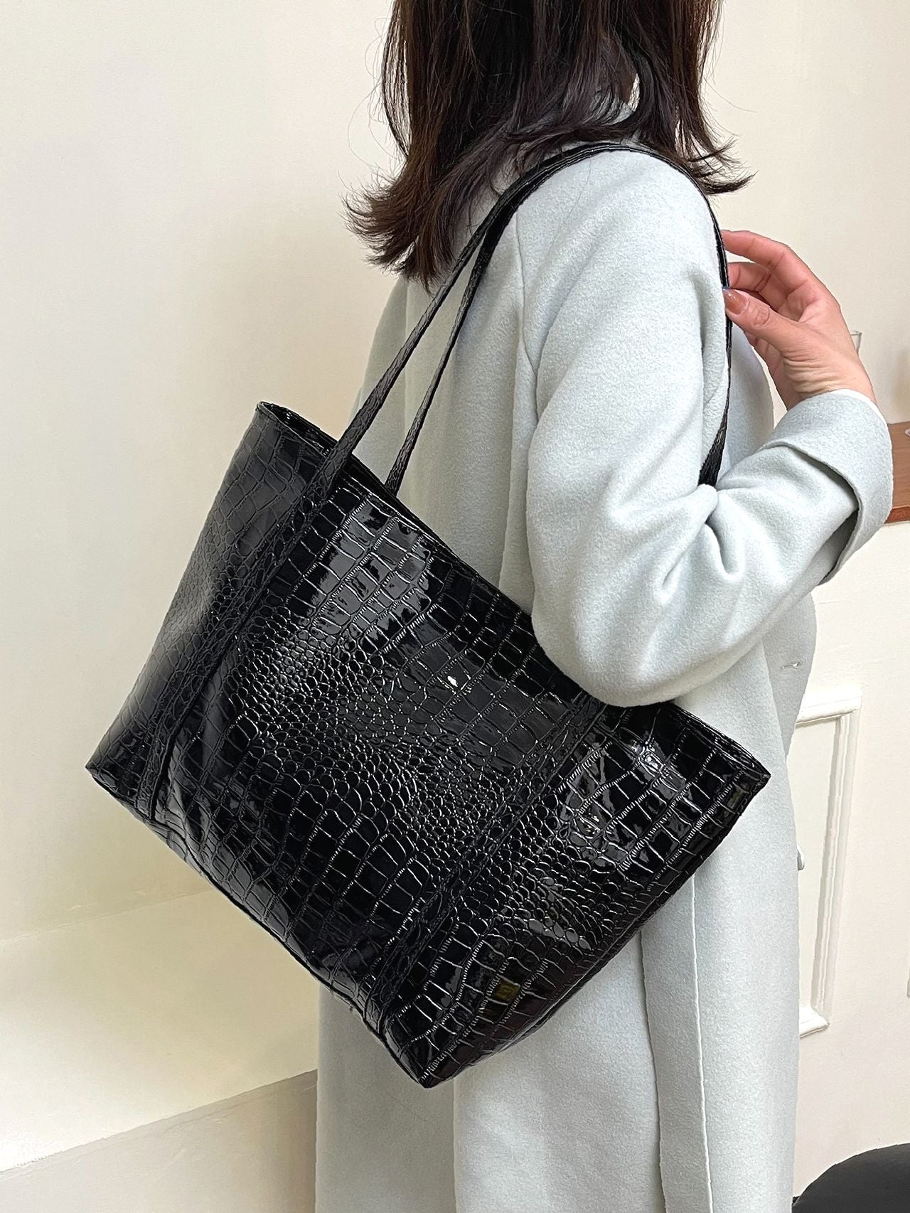 Futurecen - Crocodile Embossed Pattern Shoulder Tote Bag  - Women Tote Bags