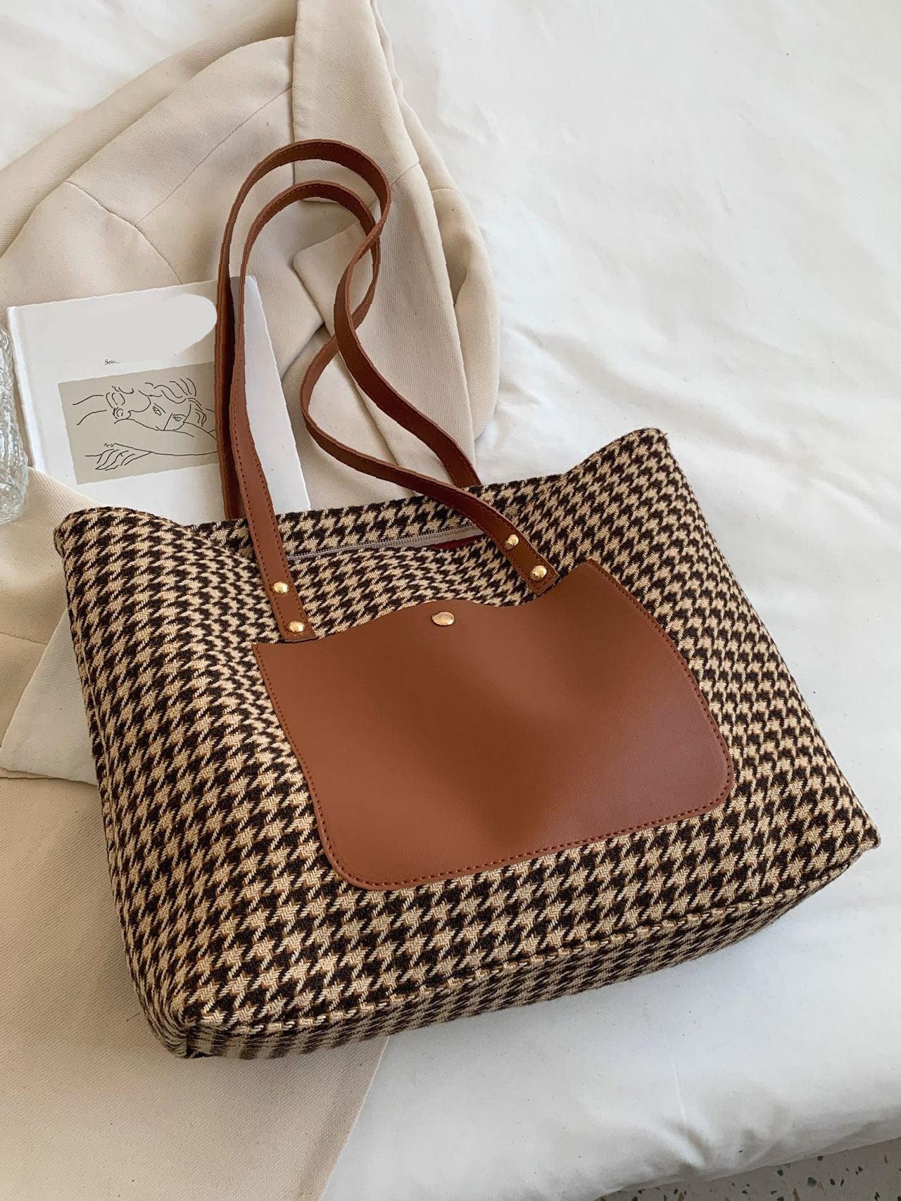 Futurecen - Houndstooth Pattern Studded Detail Shoulder Tote Bag  - Women Tote Bags