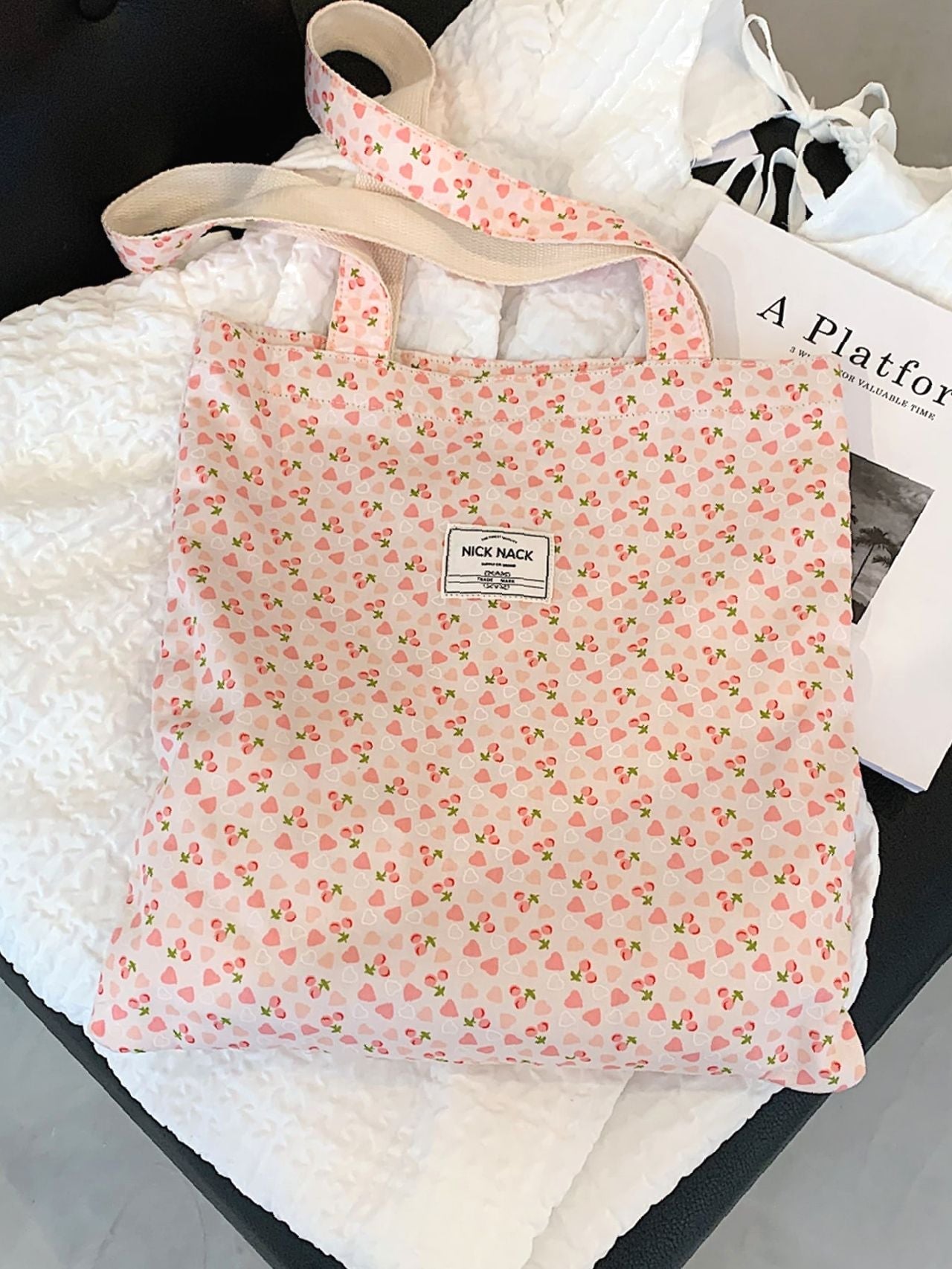 Futurecen - Ditsy Floral Tote Bag  - Women Tote Bags