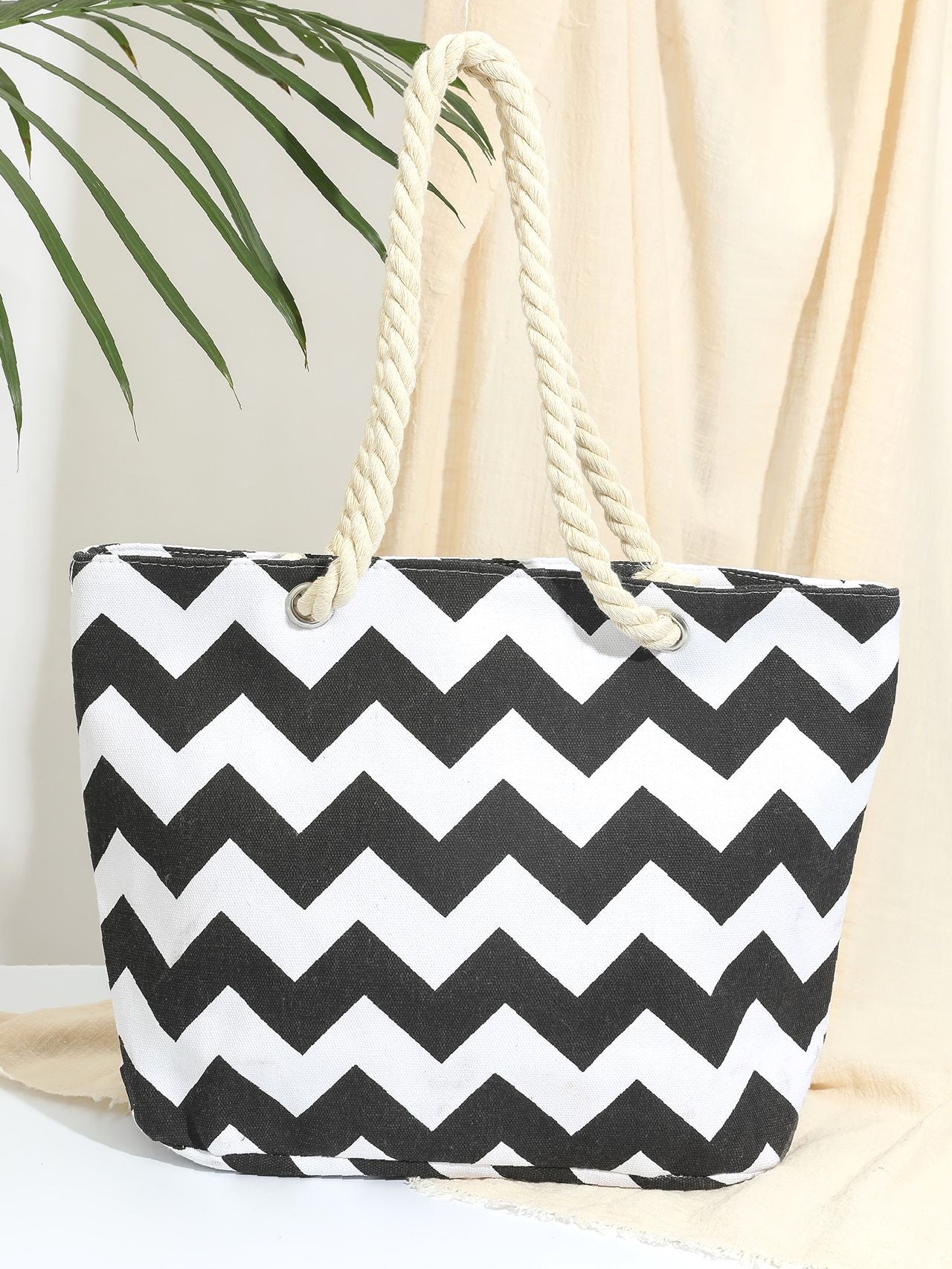 Futurecen - Chevron Graphic Canvas Shoulder Tote Bag  - Women Tote Bags