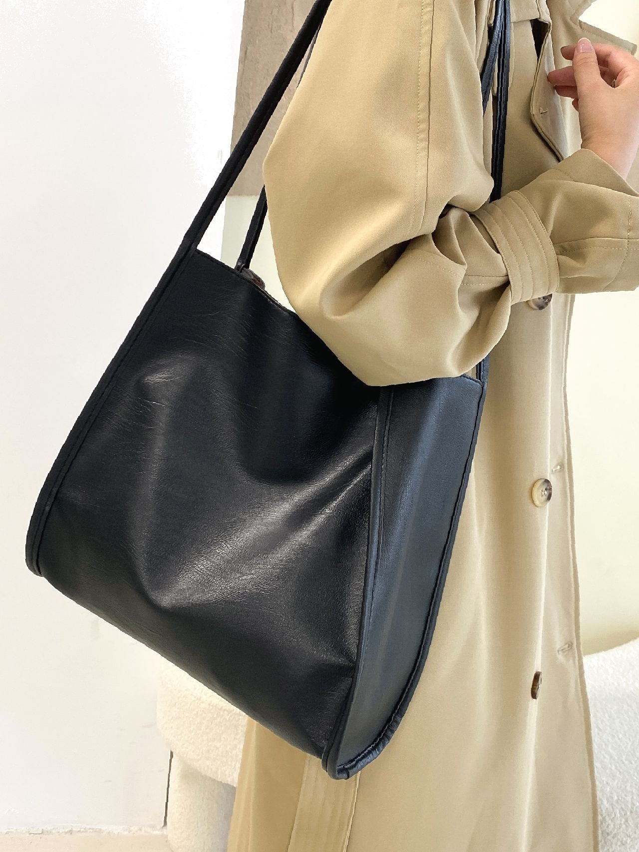 Futurecen - Contrast Binding Shoulder Tote Bag  - Women Tote Bags