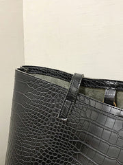 Futurecen - Crocodile Embossed Tote Bag with Inner Pouch  - Women Tote Bags