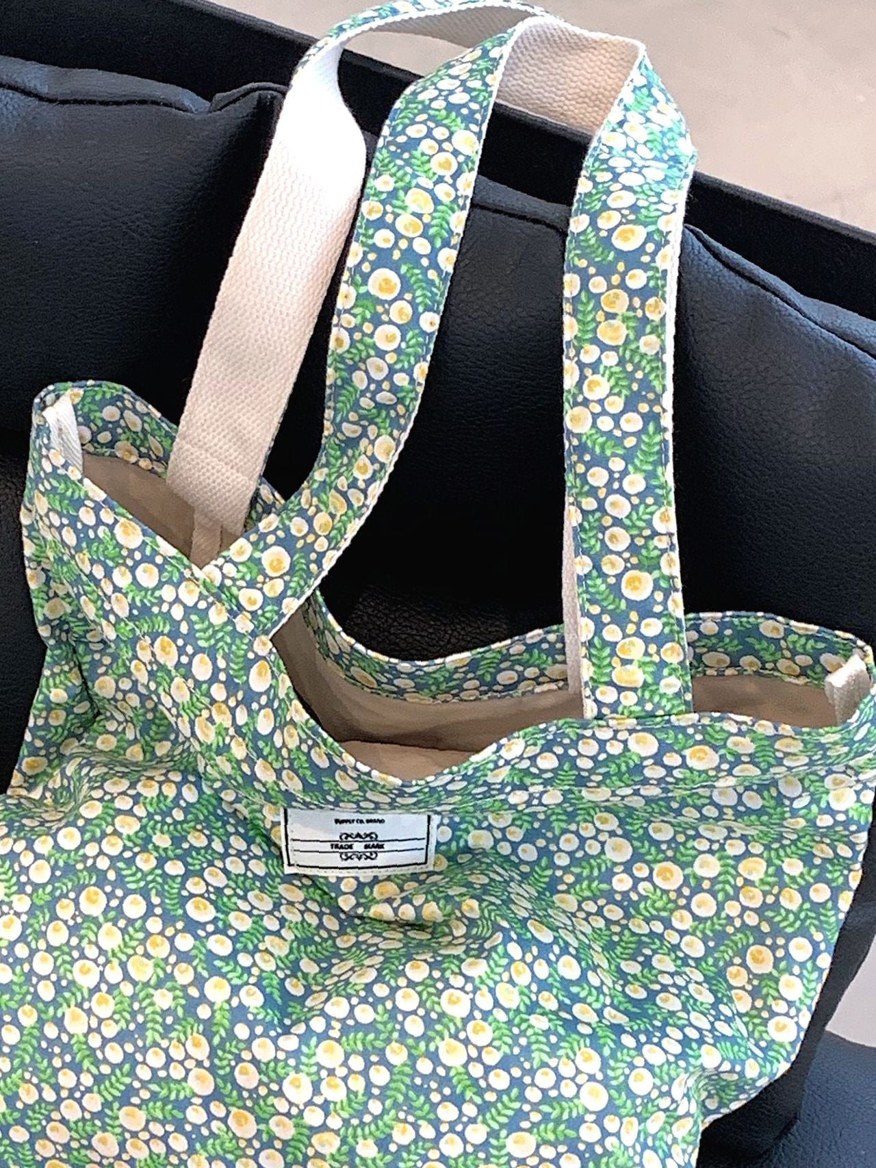 Futurecen - Ditsy Floral Tote Bag  - Women Tote Bags