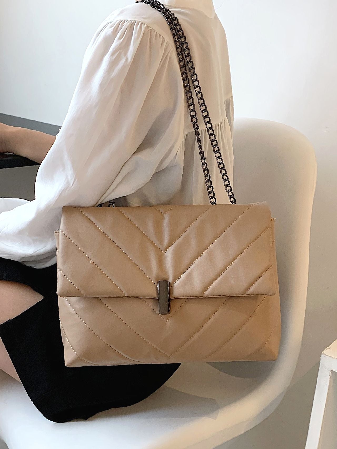 Futurecen - Minimalist Chevron Chain Flap Square Bag  - Women Tote Bags