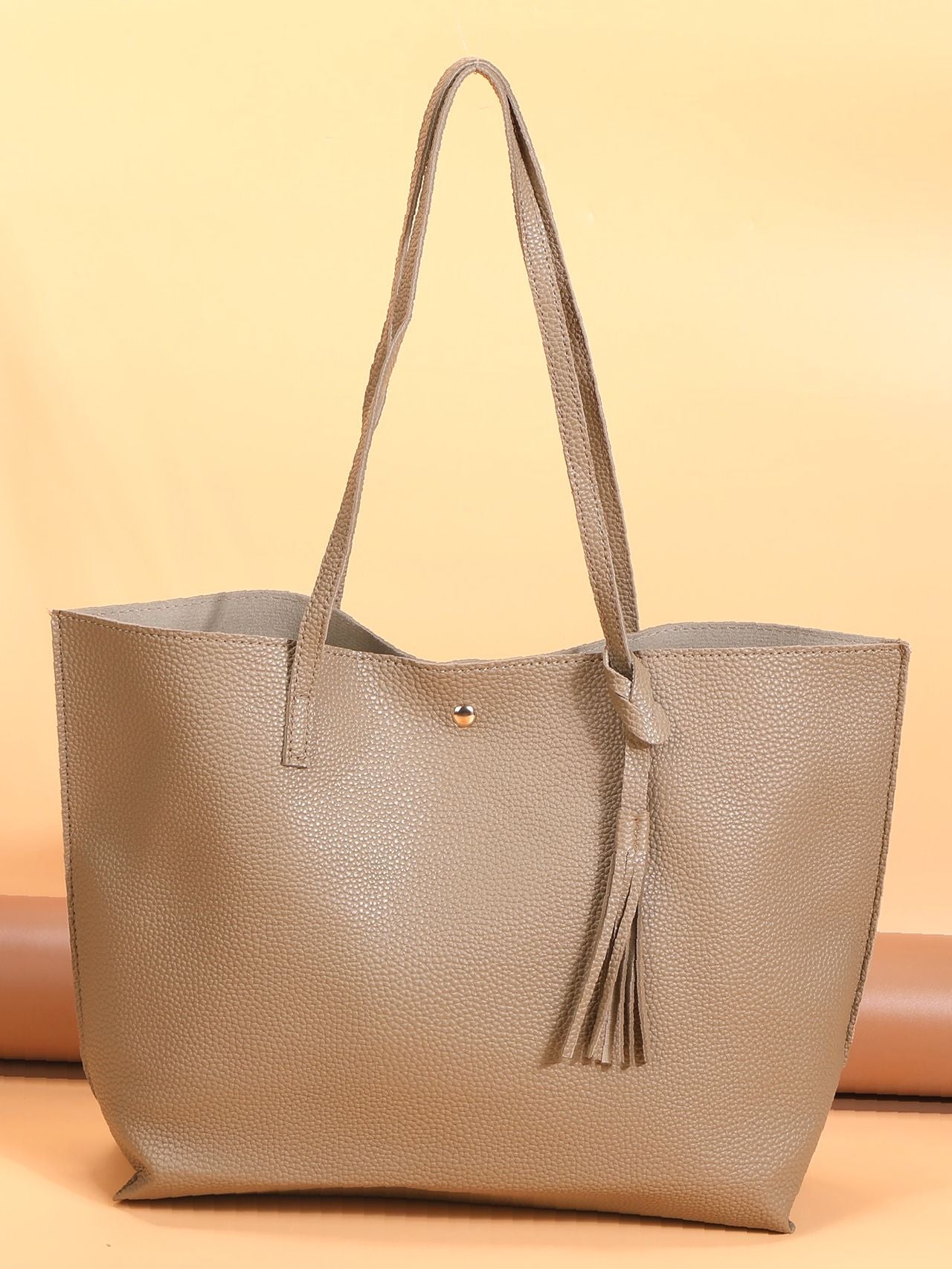 Futurecen - Metallic Pebble Embossed Tassel Decor Tote Bag  - Women Tote Bags