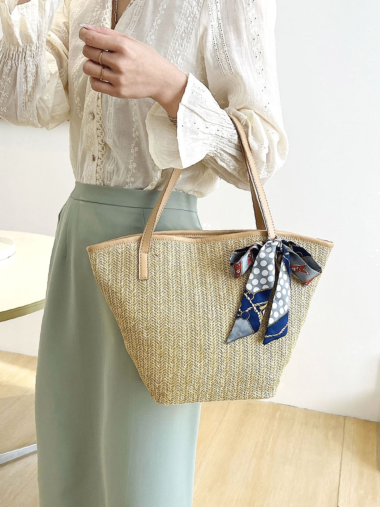 Futurecen - Twilly Scarf Decor Straw Bag  - Women Tote Bags