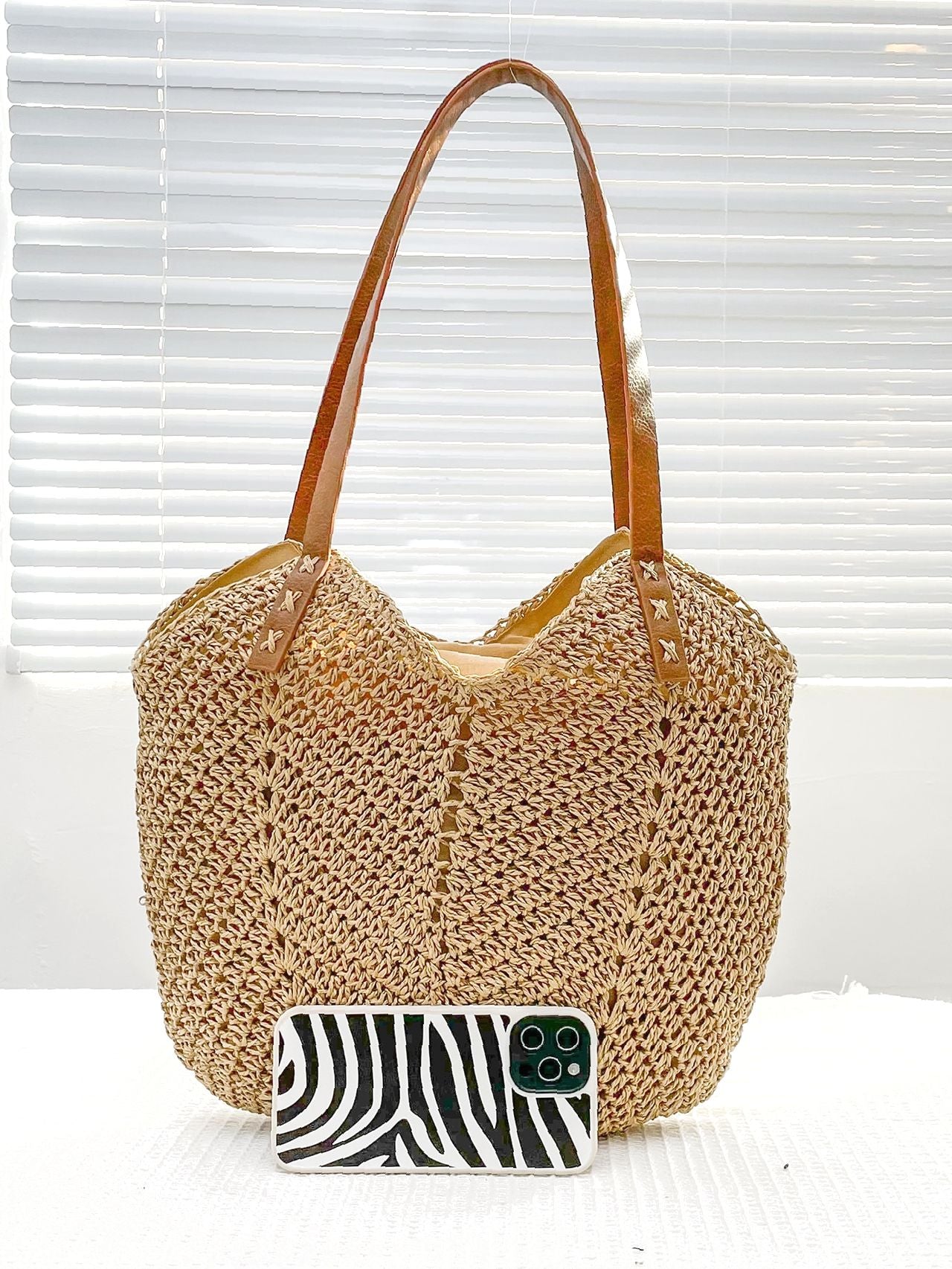 Futurecen - Hollow Out Straw Bag  - Women Tote Bags