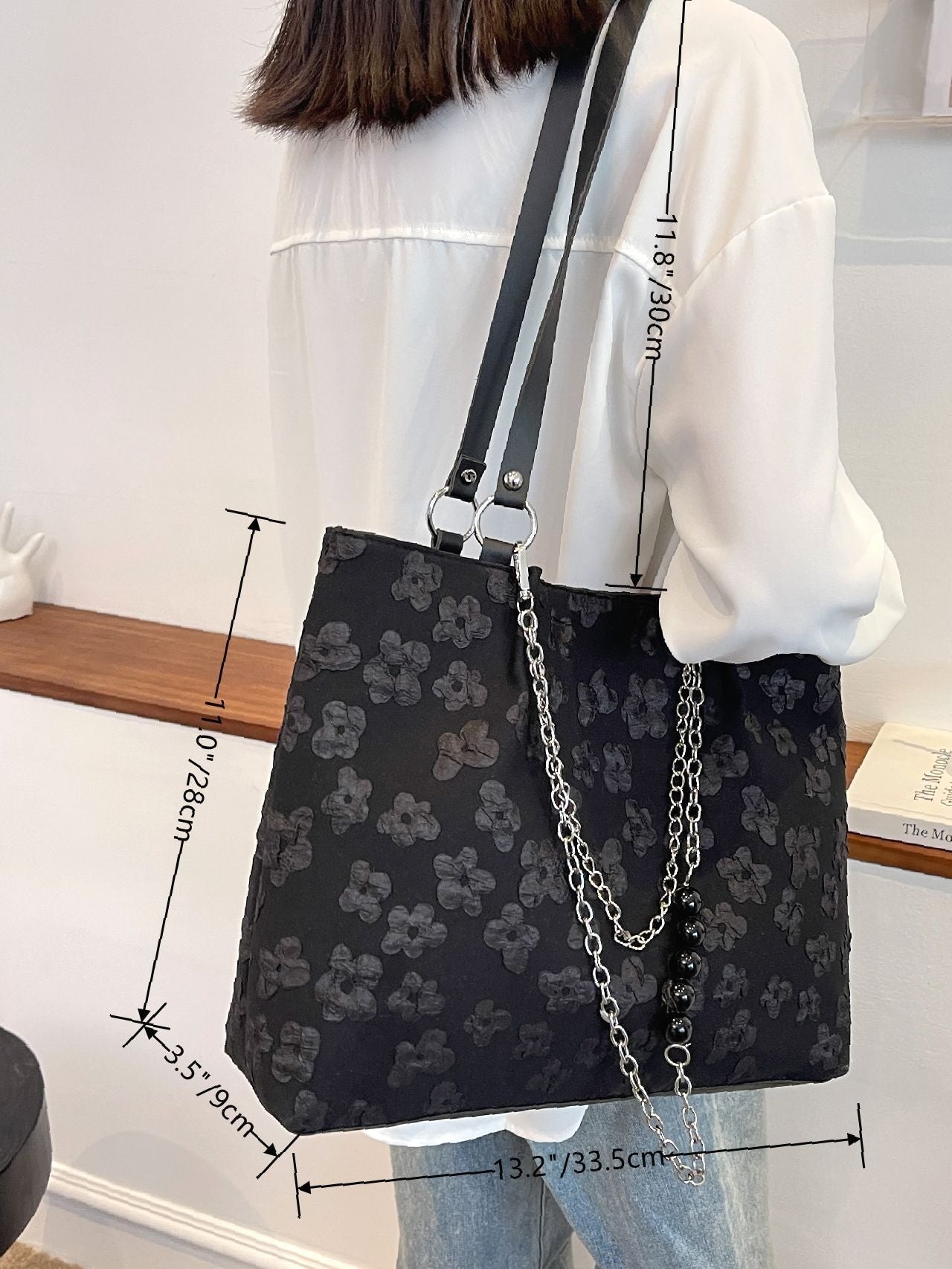 Futurecen - Floral Embroidery Chain Decor Tote Bag  - Women Tote Bags