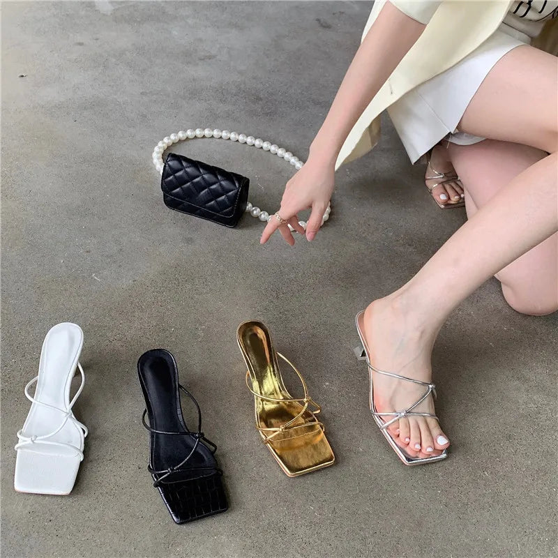 Futurecen 2024 New Summer Gold Slipper Low Heel Slides Female Peep Toe Square Heel Sandal Vacation Women Flip Flops Mujer Shoes