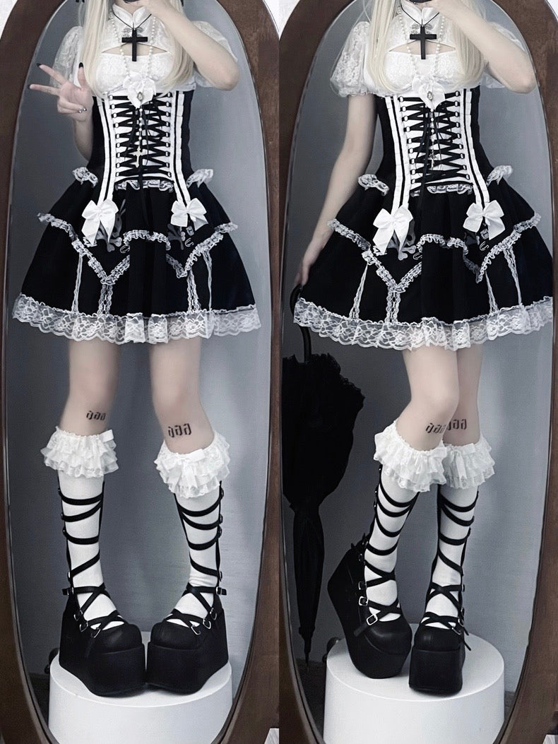 ♡ Goth Doll ♡ - Dolly Platform Shoes