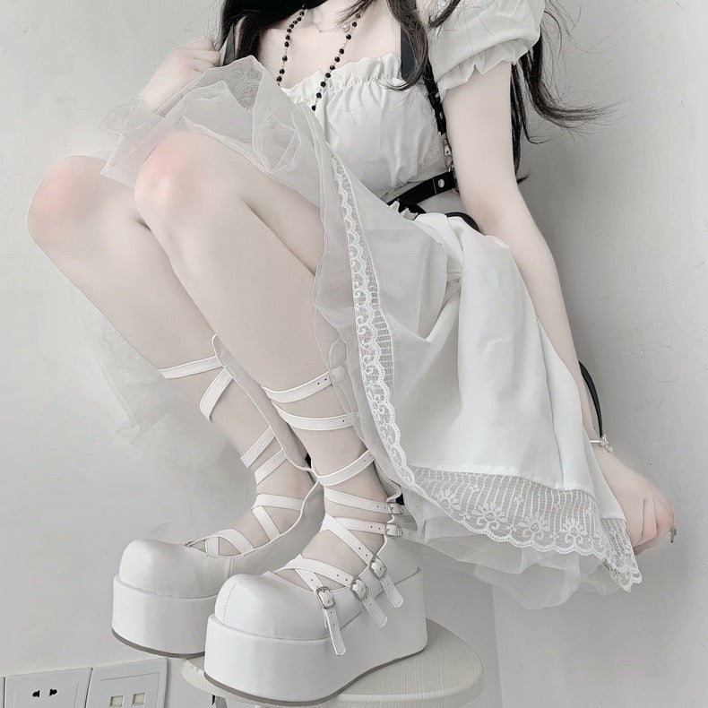 ♡ Goth Doll ♡ - Dolly Platform Shoes