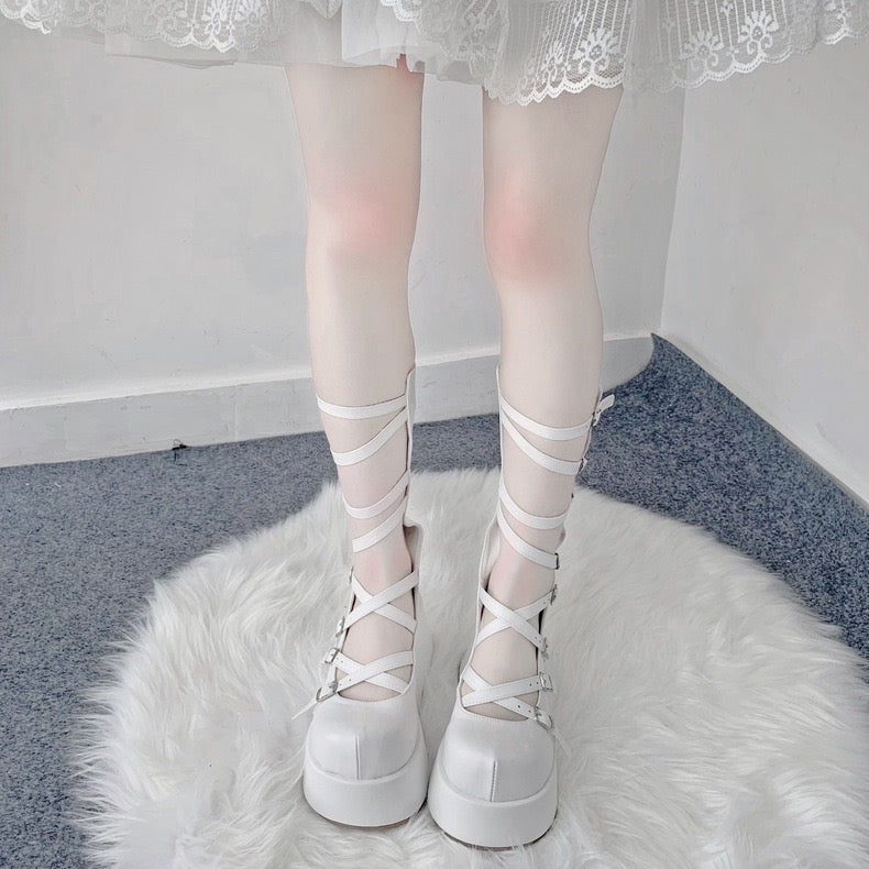 ♡ Goth Doll ♡ - Dolly Platform Shoes