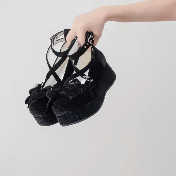 ♡ Sweet Doll ♡ - Velvet Flat Platforms