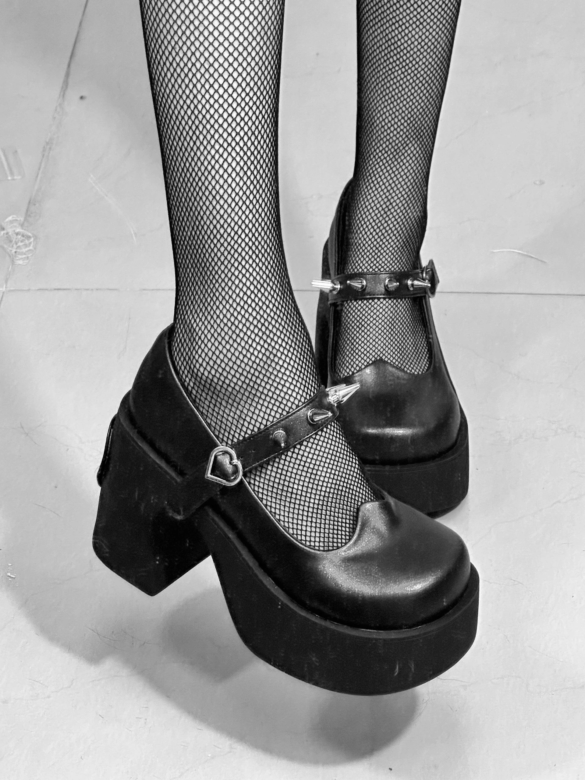 ♡ Heart Mirror ♡ - Dolly Platform Shoes