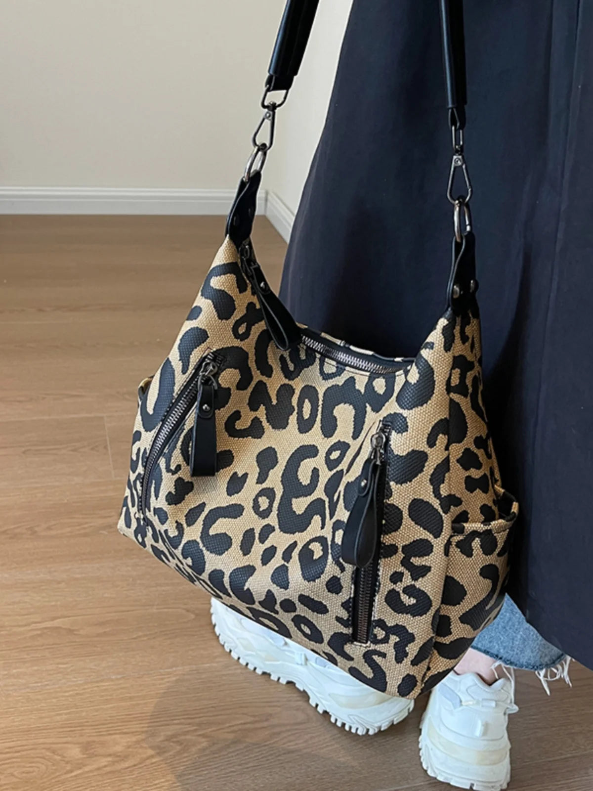 Futurecen  -  Fashion Leopard Print Large Capacity Bag New Women's Bag Versatile Crossbody Bag One Shoulder Underarm Bag Tote Bucket Bag