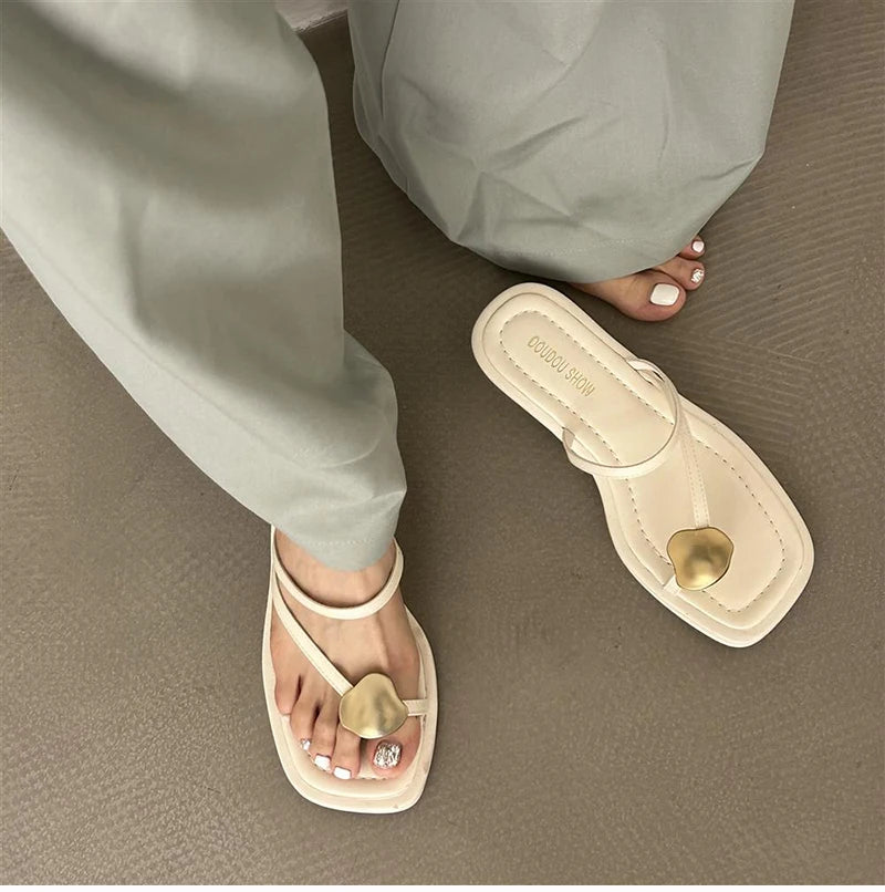 Futurecen Summer Narrow Band Women Slipper Fashion Metal Decoration Low Heel Slip On Ladies Elegant Slides Casual Outdoor Beach Flip Flop