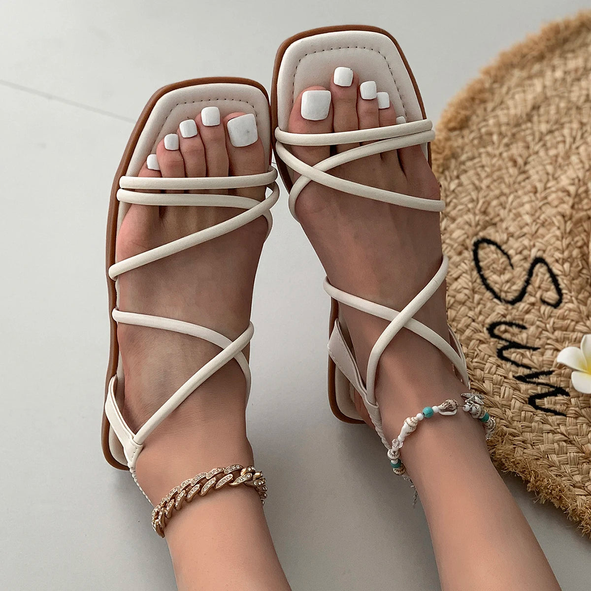 Futurecen Fashionable flat sandals women wear a variety of summer fairy style simple beach Roman sandals sandals