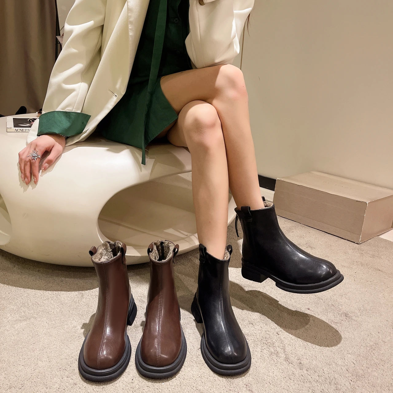 Futurecen  -  New Women Ankle Boots Fashion Female Square Heel Low-Heel Shoes Lady Boots Leather Woman Low-heel Keep Warm Ankle Boots Q109