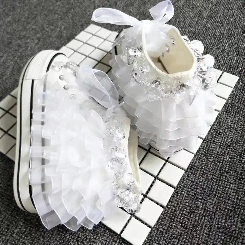 Futurecen  -  Women's Sports Shoes High-top Canvas Shoes Sweet Lace-up Shoes for Women White / Black Flowers Student Pretty Fairy Sneakers