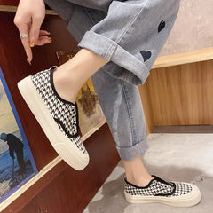 Canvas Shoes Women New Fashion Sneakers Leopard Print Slip-on Woman Vulcanized  Flat Casual Loafers Ladies