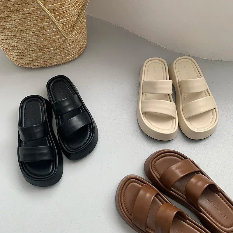 2024 New Gladiator Summer Sandal Fashion Platform Flats Elegant Open Toe Slippers Comfort Beach Slides