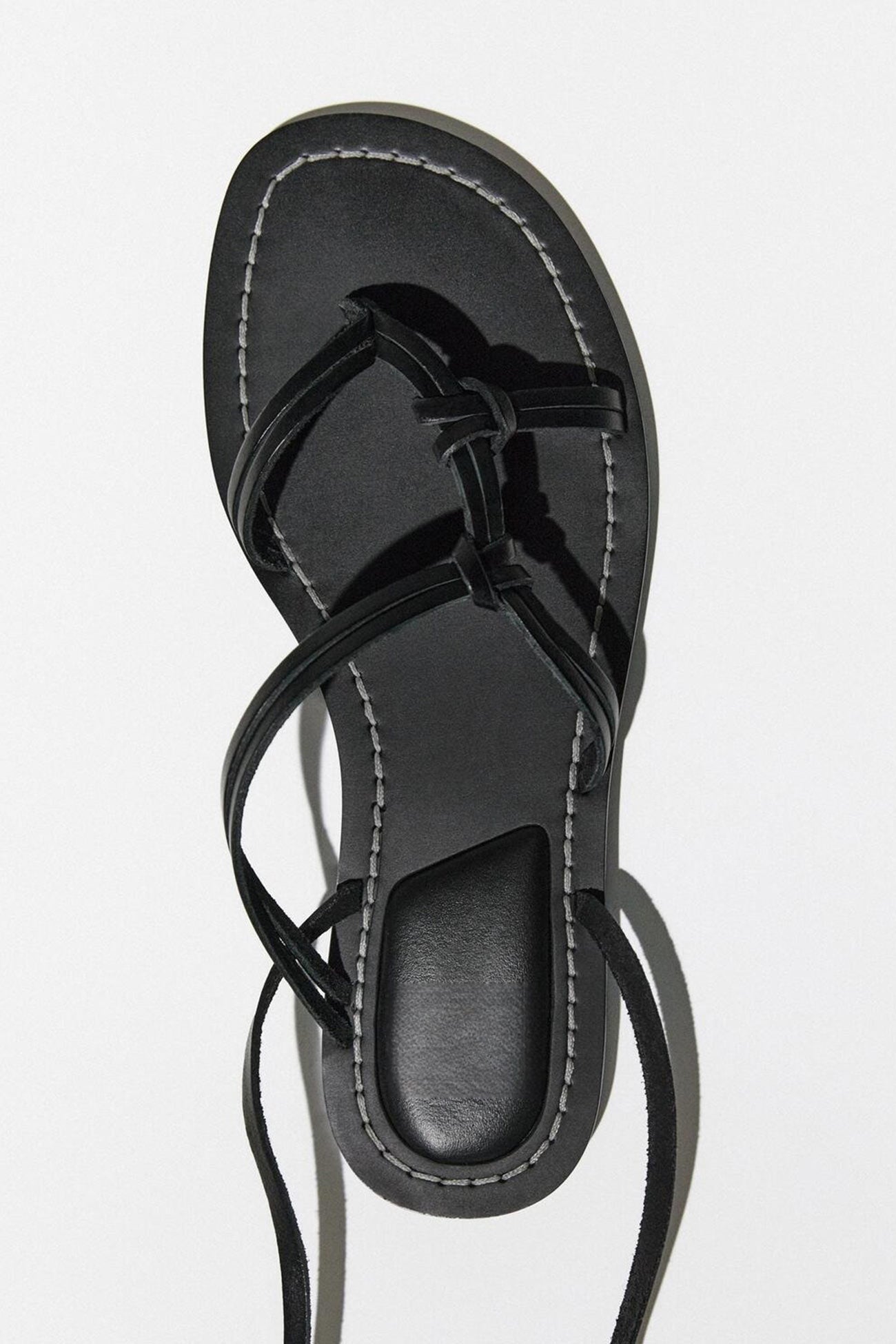 Solid Strappy Flat Roman Sandals