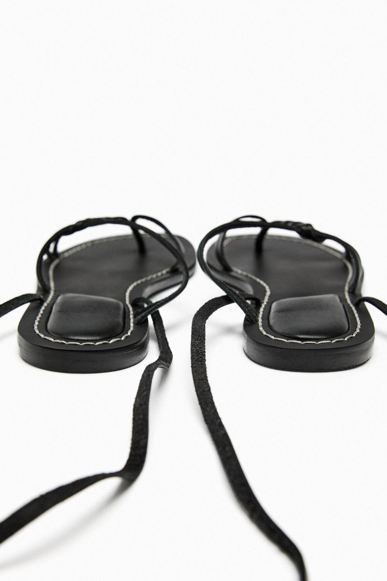 Solid Strappy Flat Roman Sandals