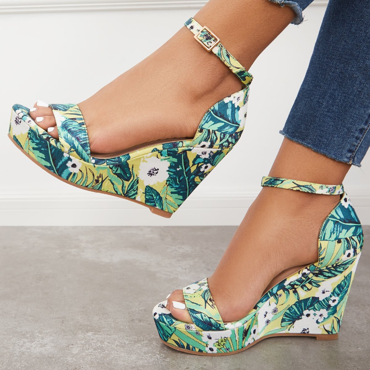 Women's Printed Floral Style Platform Wedges Ankle Strap Sandals