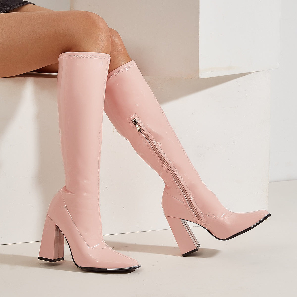 Women Chunky Heeled Boots