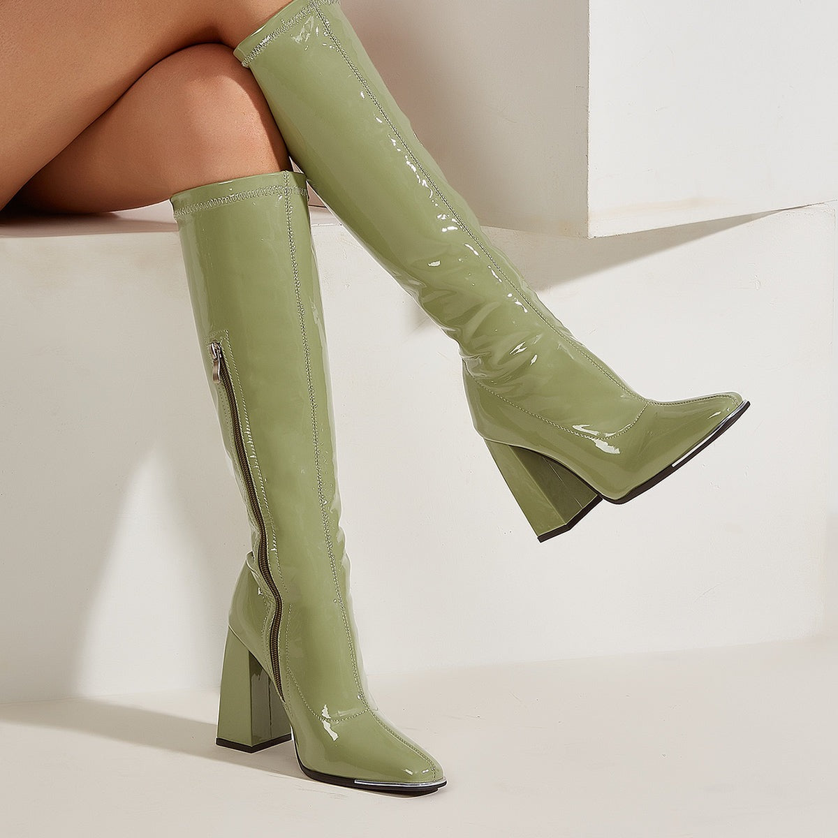 Women Chunky Heeled Boots