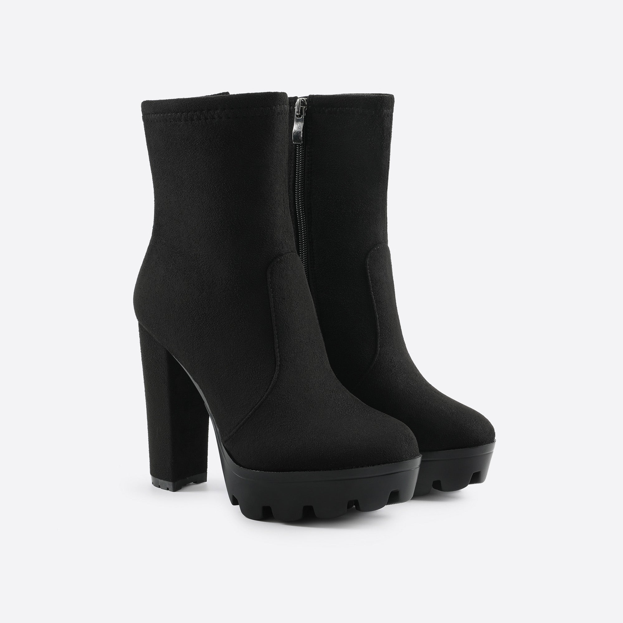 Women Side Zip Chunky Heeled Classic Boots