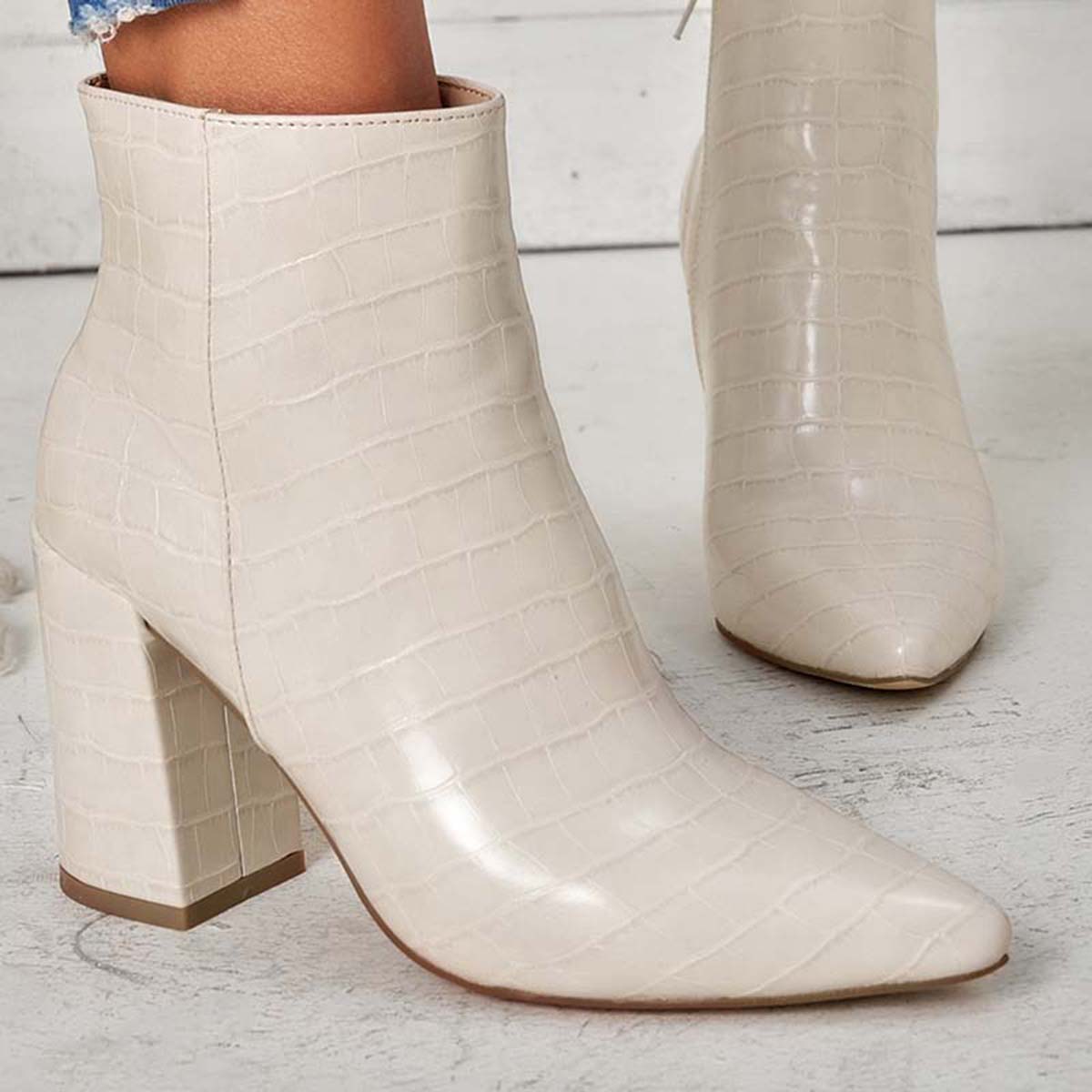 Women Fashion Pointed Toe Ankle Boots Side Zipper Chunky Heel Booties