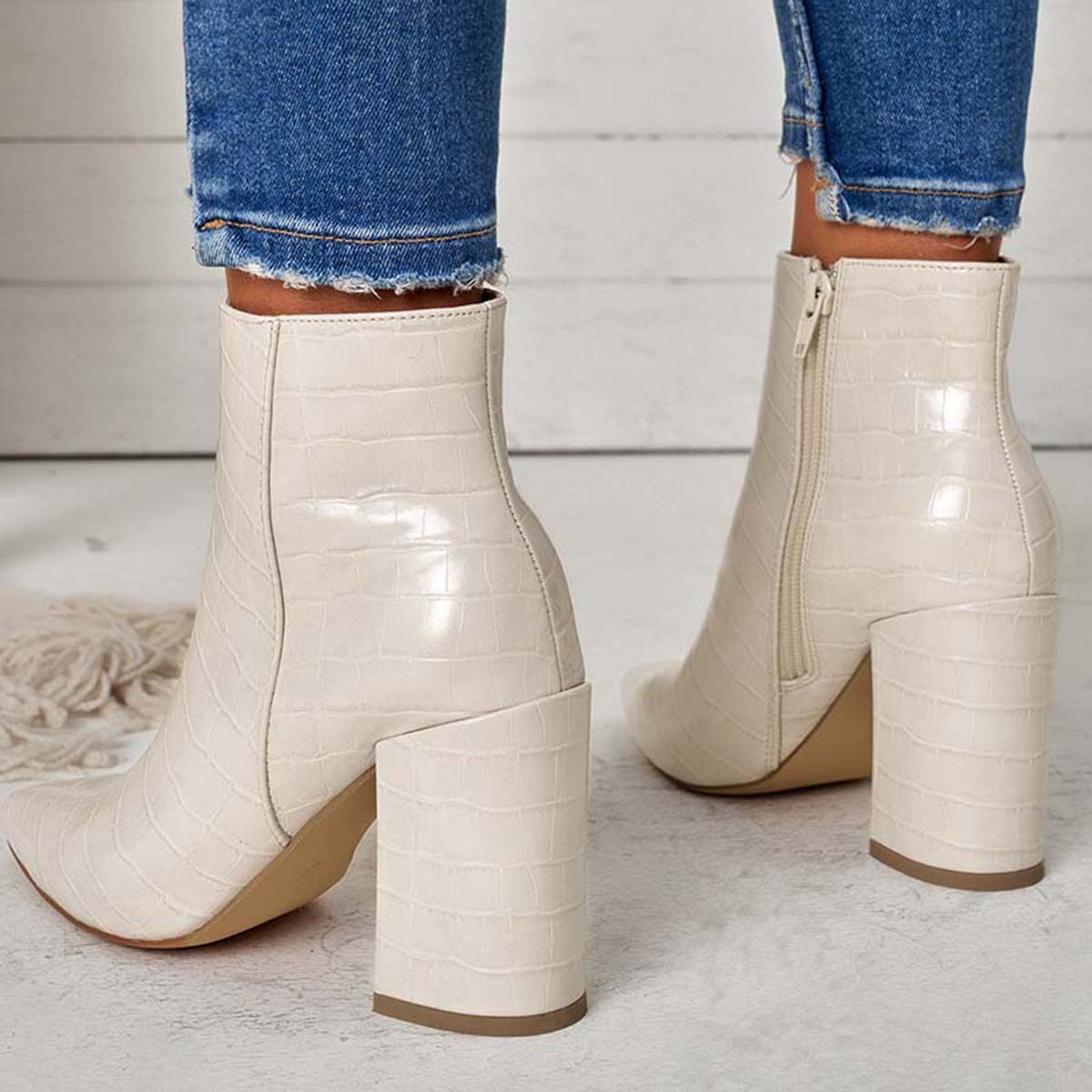 Women Fashion Pointed Toe Ankle Boots Side Zipper Chunky Heel Booties