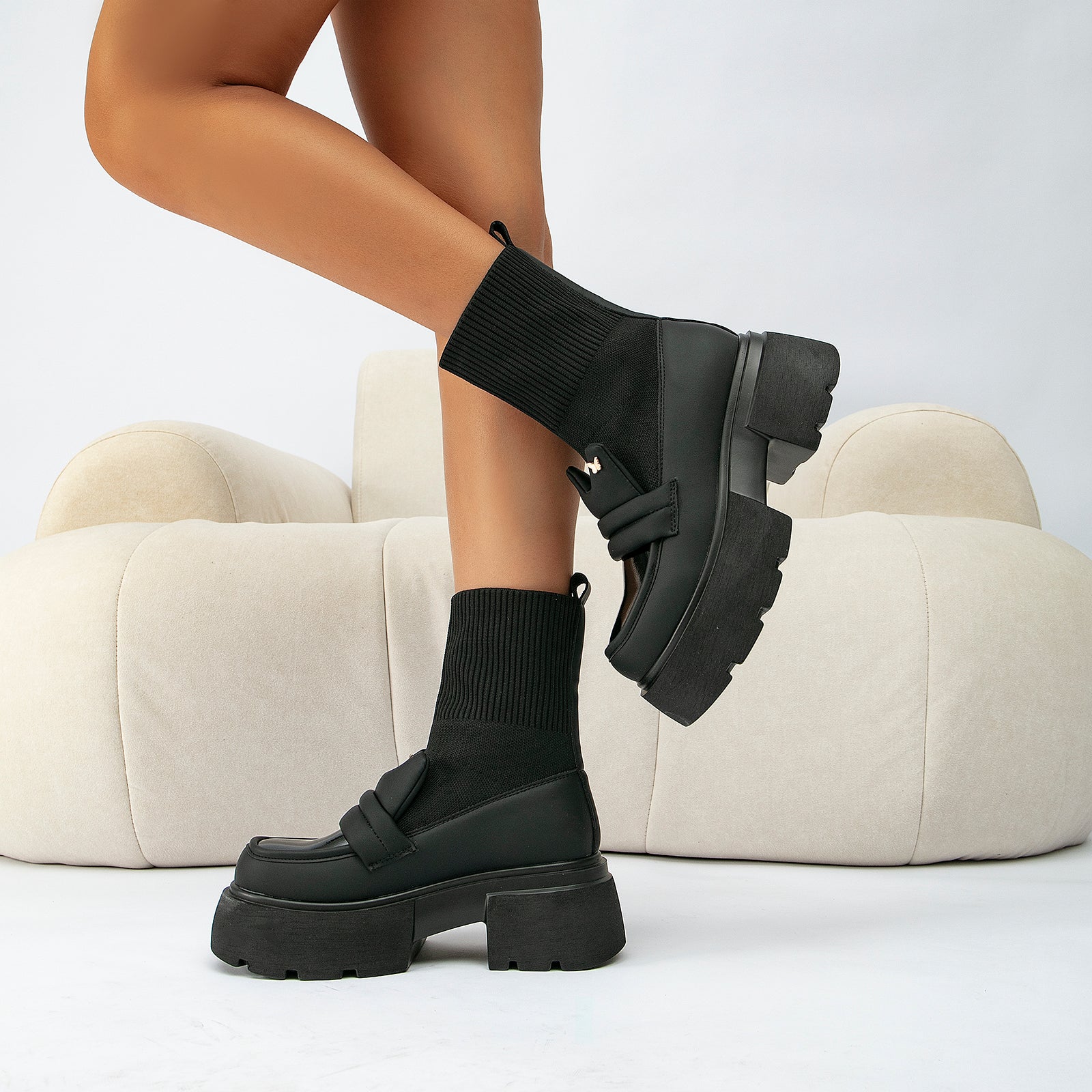 Futurecen-Women Two Tone Knit Ankle Boots